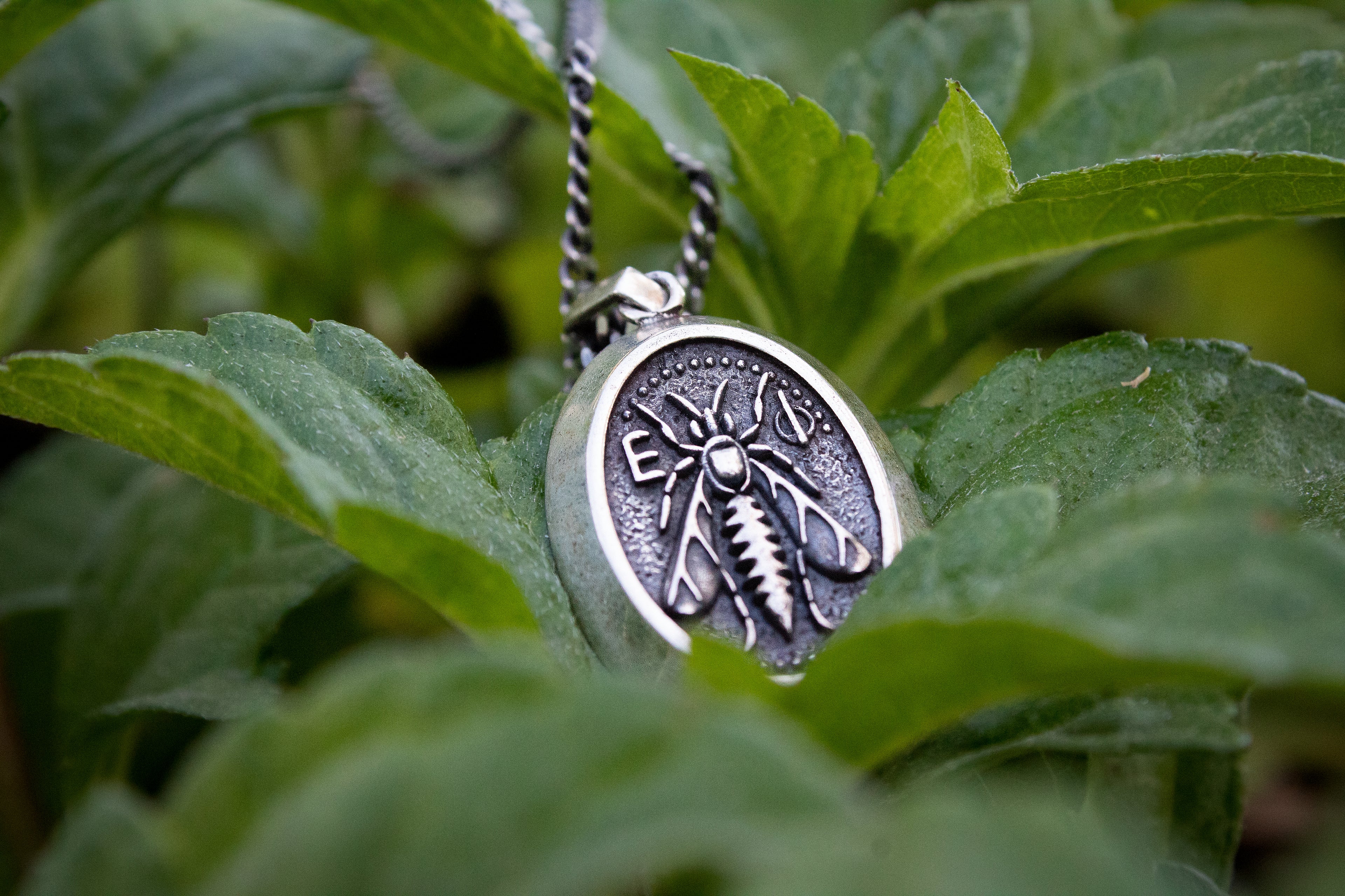 Medalla El Secreto del Jardín