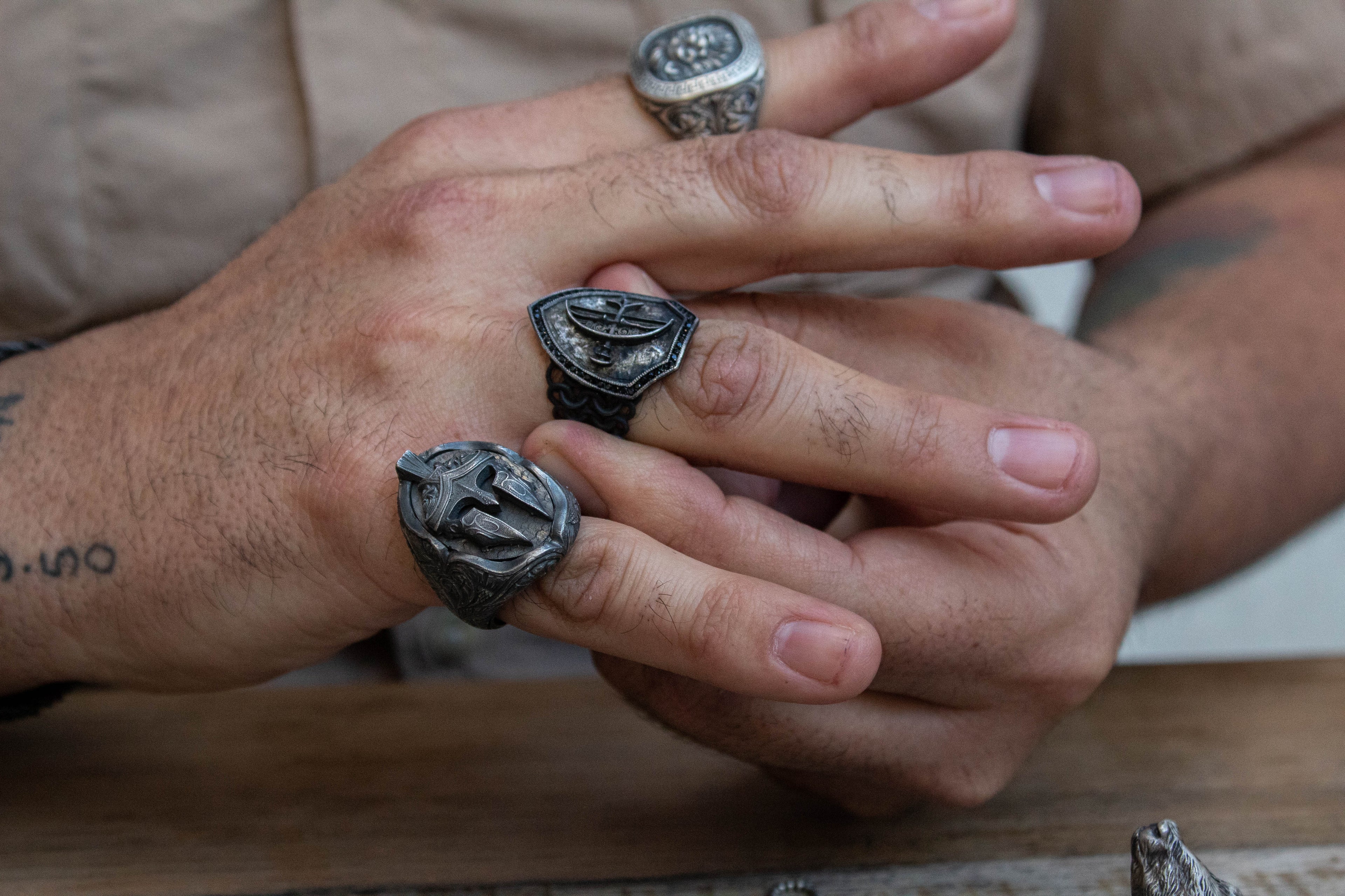 Anillo Blasón de Ébano