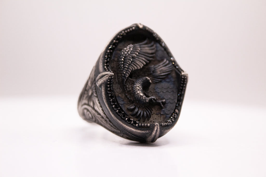 Anillo Garra de Halcón