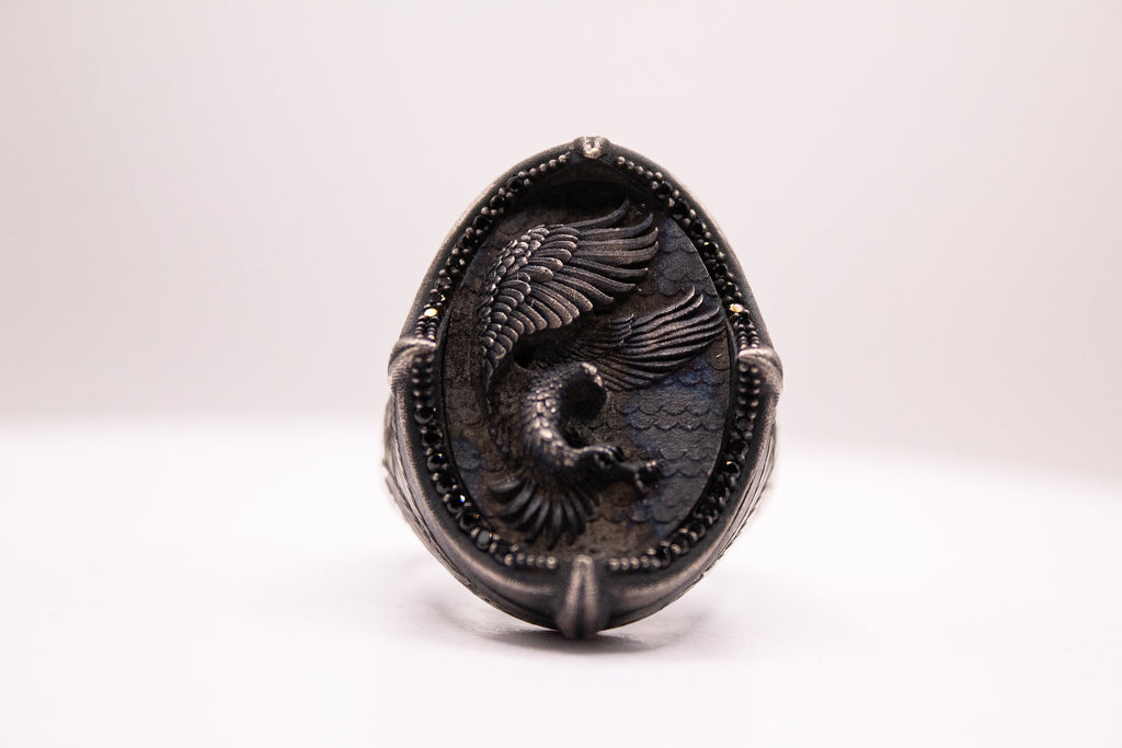 Anillo Garra de Halcón