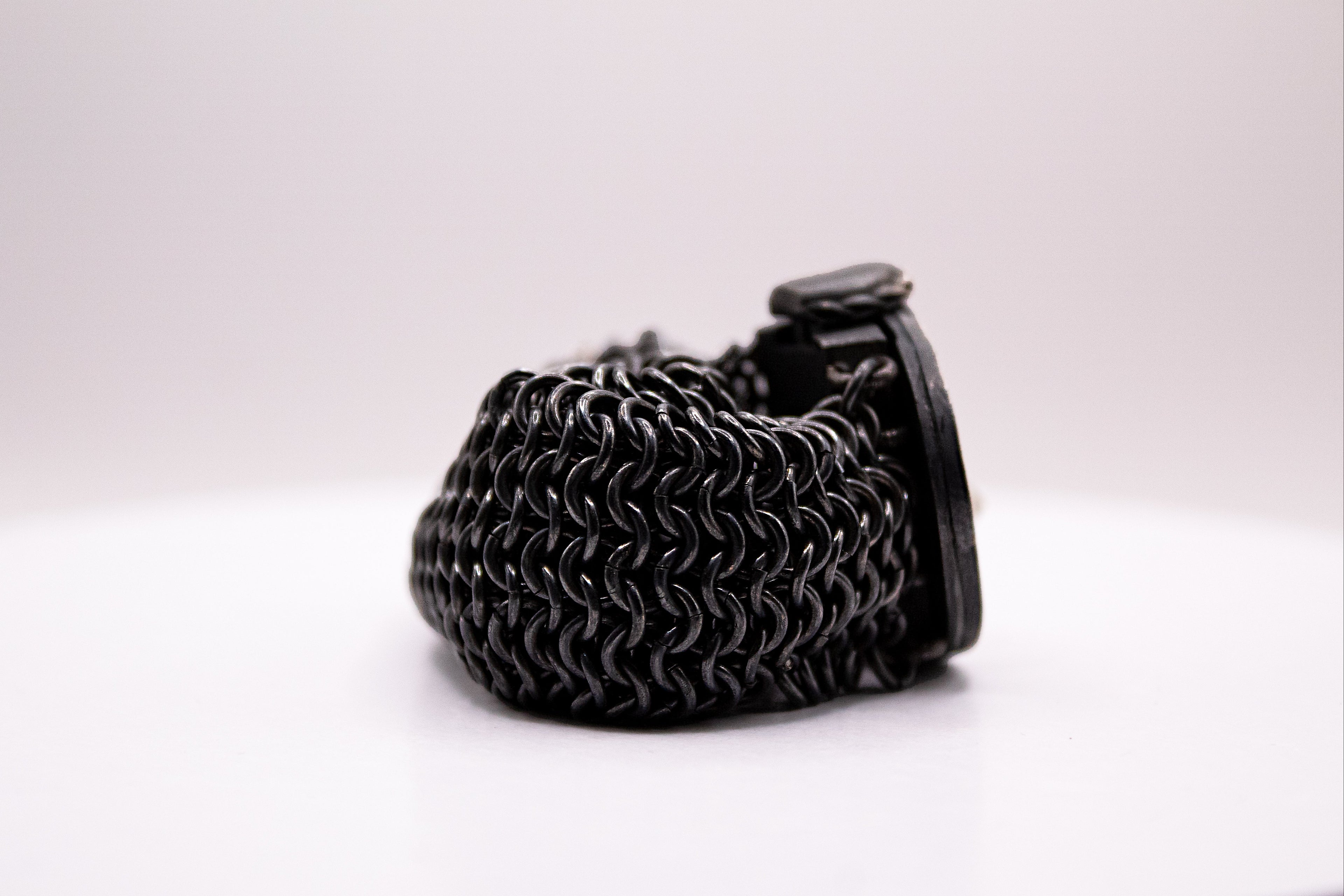 Brazalete Cota del lobo